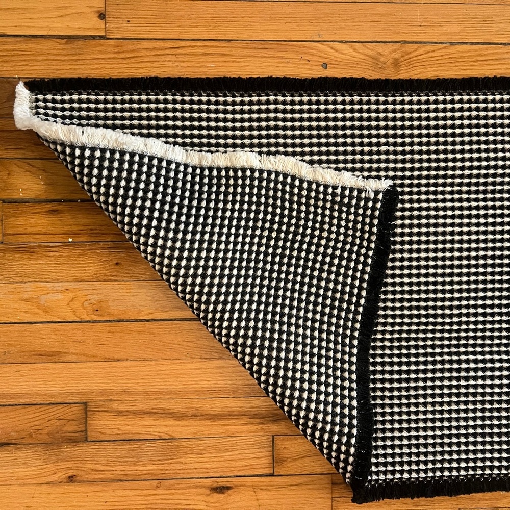 Black and White Waffle Bath Mat